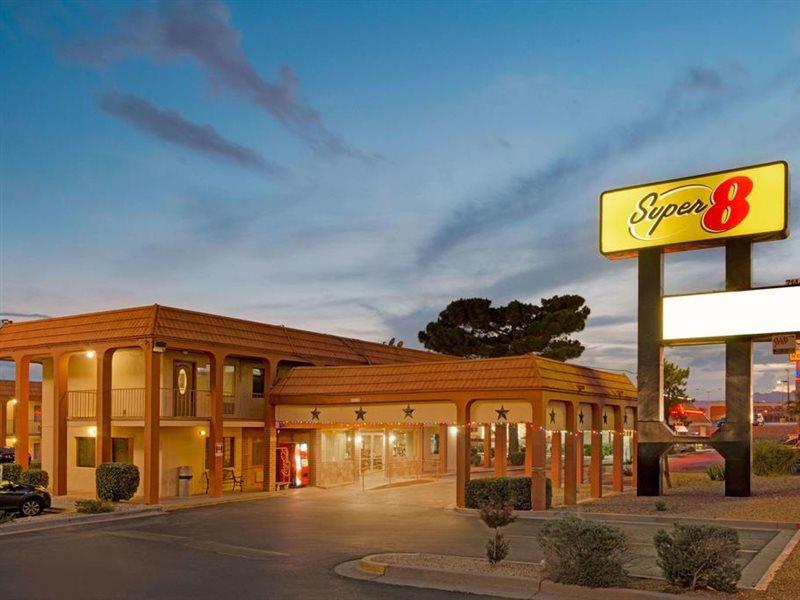 Super 8 By Wyndham El Paso Airport Hotel Bagian luar foto